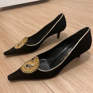 Bettye Muller Velvet Black and Gold Heels Made in Italy